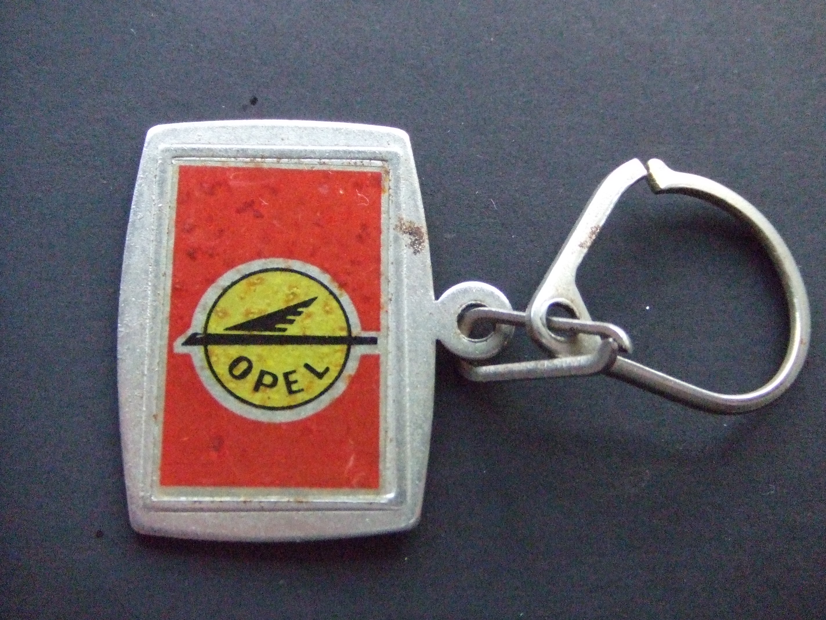 Opel oude sleutelhanger